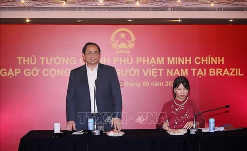 Thủ tướng Chính phủ Phạm Minh Chính gặp gỡ cộng đồng người Việt Nam tại Brazil và các nước Nam Mỹ lân cận